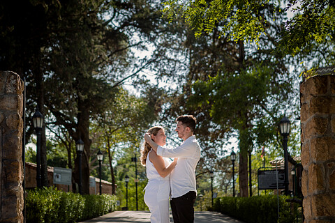 AGUSTINA Y JOEL