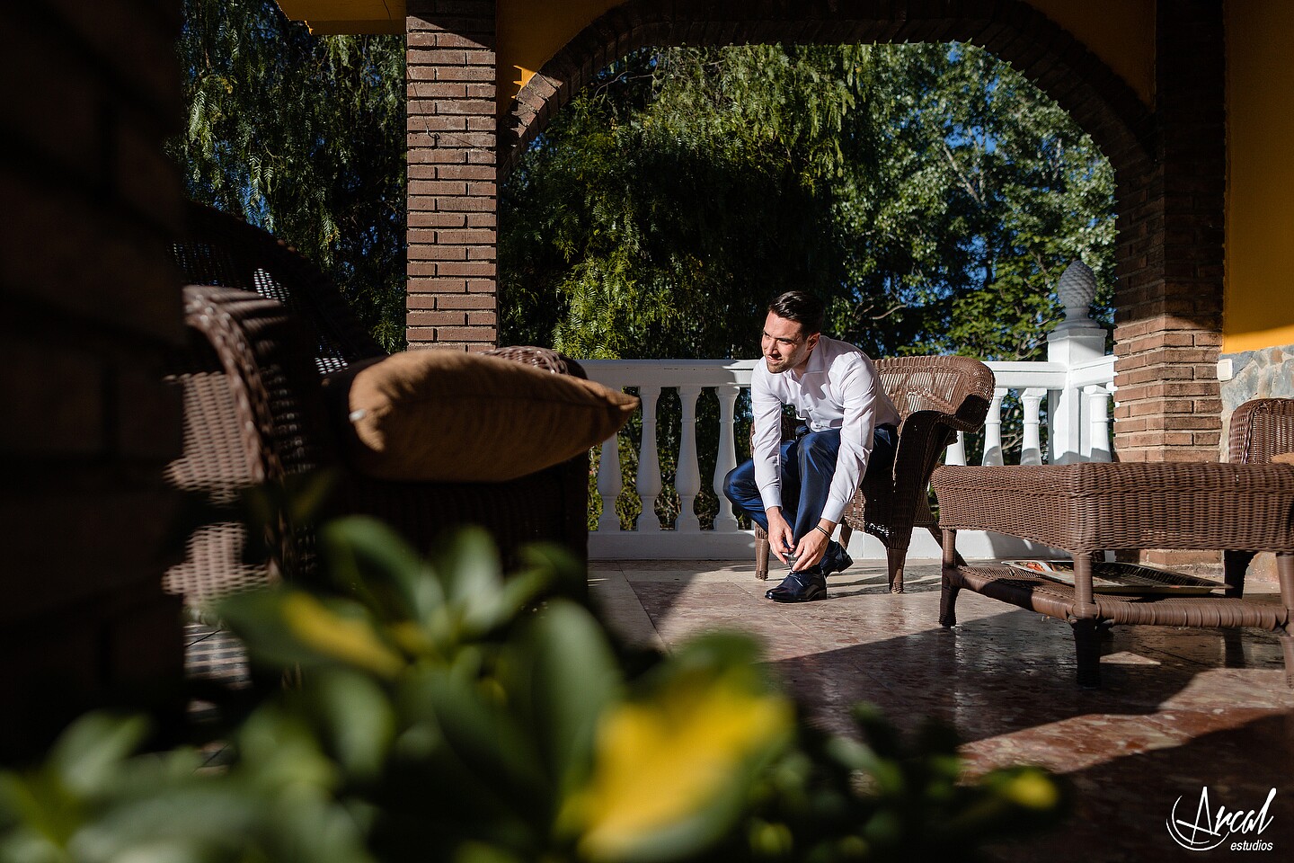 003-ana-y-a-lvaro-la-boda-en-los-jardines-de-sansuen-a-co-rdoba-jardinesdesansuena-maci-a-miisavarisa-novia-andresgallardopino-174073-O
