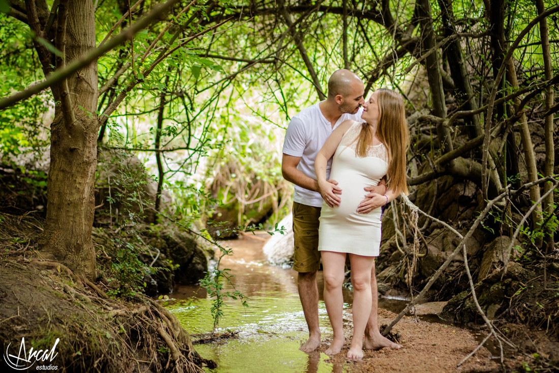 02-estefi-y-maxi-sesion-embarazo-pre-natal-pregnant-fotografia-de-embarazada-familiaa-43610